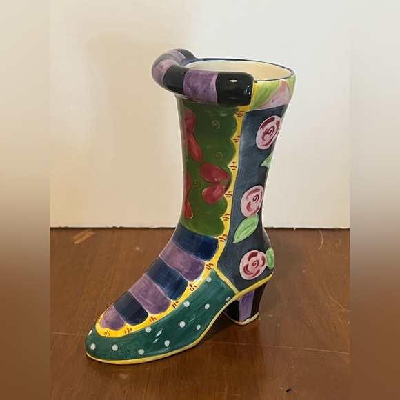 Milson And Louis Hand Painted Porcelain Boot. - Picture 2 of 7